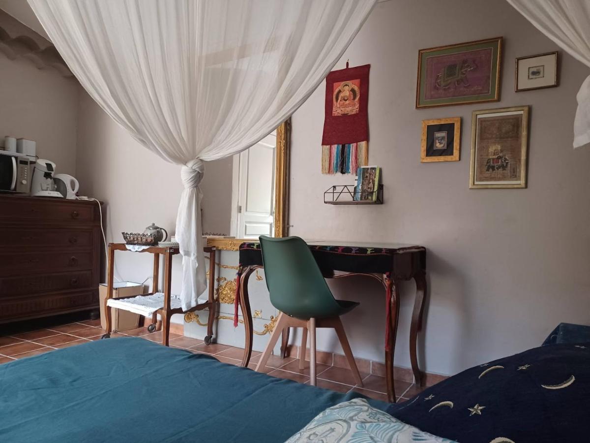 Une Chambre En Provence Correns 外观 照片