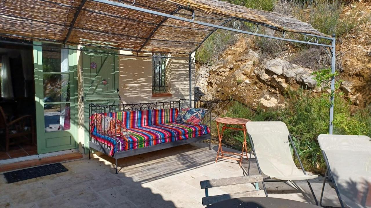 Une Chambre En Provence Correns 外观 照片